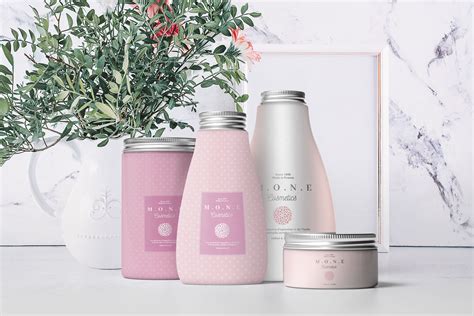 Free Cosmetic Mockup&nbsp;Psd