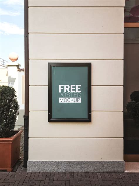 Free Mockup Poster&nbsp;Wall